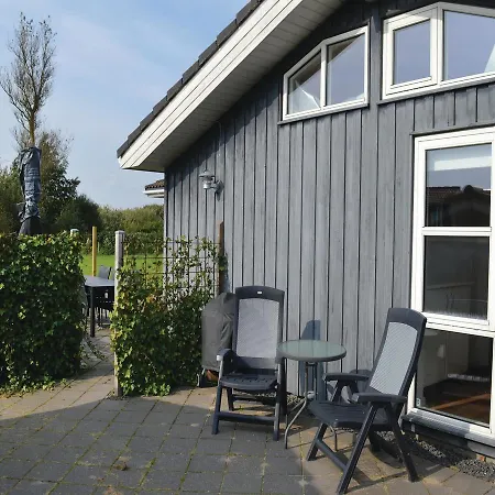 Four-bedroom Holiday In Casa vacanze *